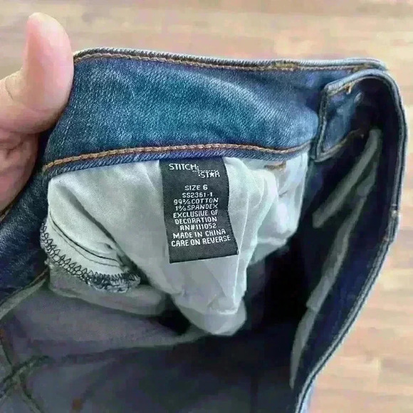 Stitch Star Size 6 Skinny Leg Distressed Stretch Jeans - Picture 8 of 8